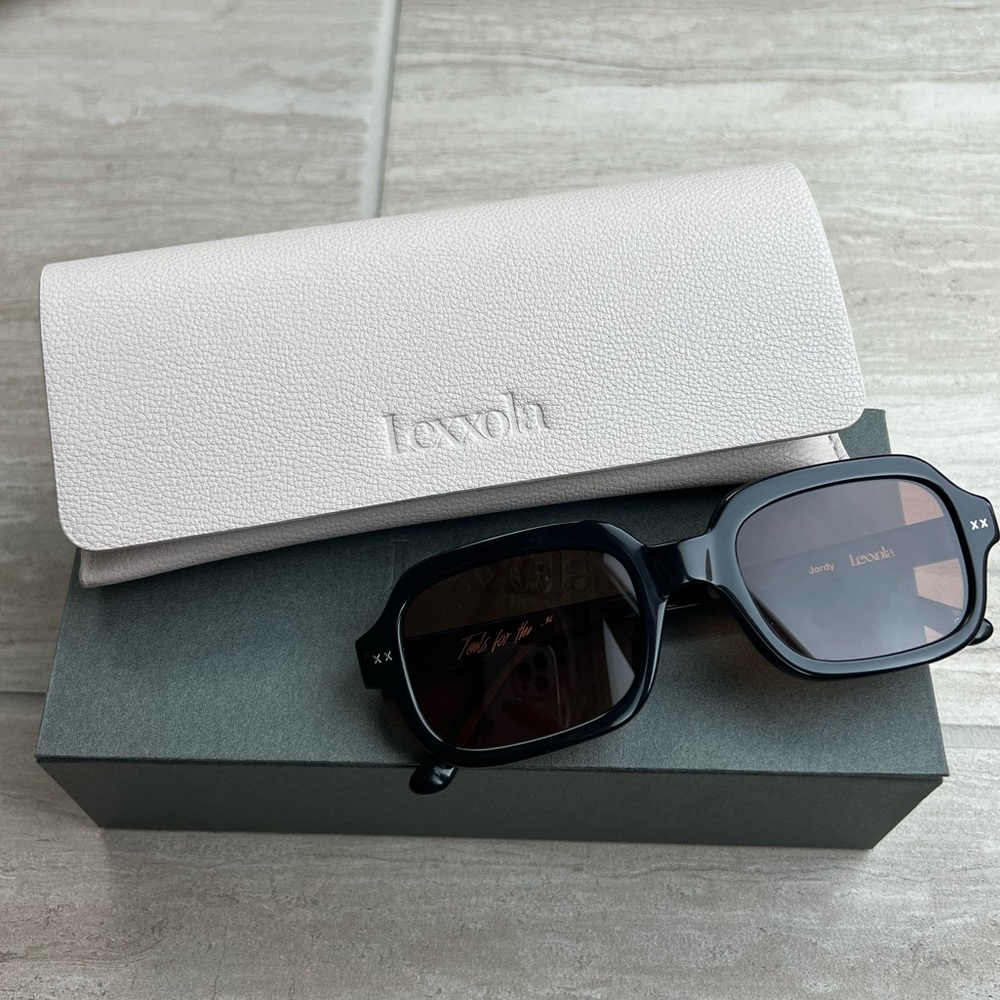 Lexxola Jordy / Black / Brown Sunglasses NEVER BEEN WORN